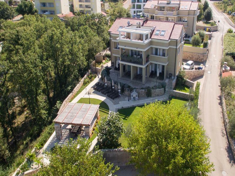 Luxury Apartments Villa Luce Малинска Экстерьер фото